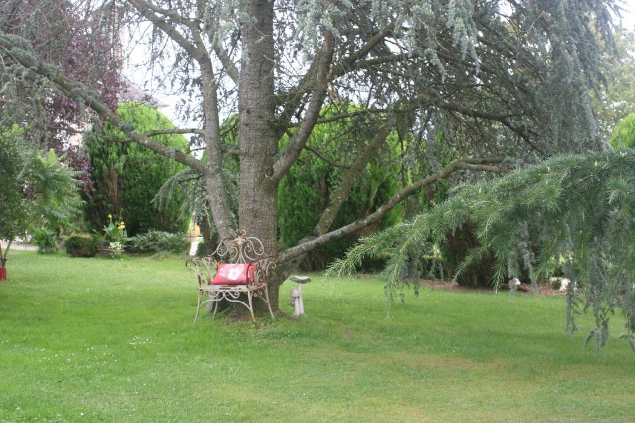 Les Sapins Appartement Beaumesnil  Buitenkant foto